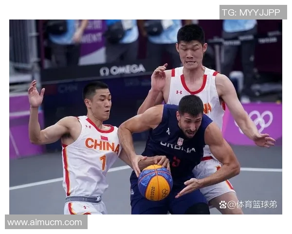 周琦在对阵马刺的比赛中展现出色表现引发球迷热议与期待